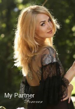 Dating Service to Meet Sexy Ukrainian Lady Tatiyana from Vinnitsa, Ukraine