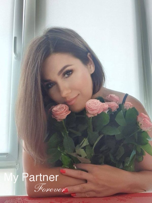 Datingsite to Meet Stunning Ukrainian Woman Tatiyana from Odessa, Ukraine
