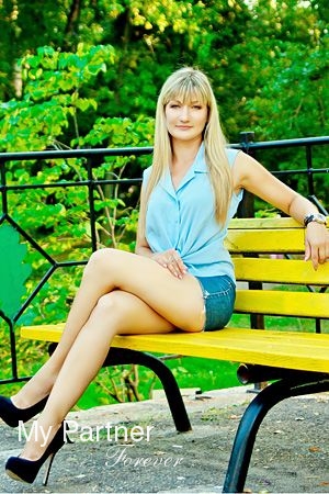 Meet Sexy Ukrainian Girl Yuliya from Zaporozhye, Ukraine