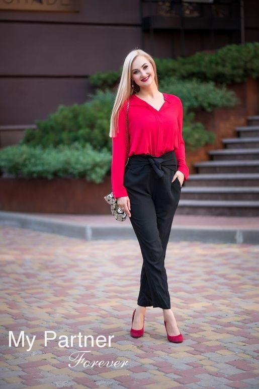Stunning Woman from Ukraine - Anastasiya from Poltava, Ukraine