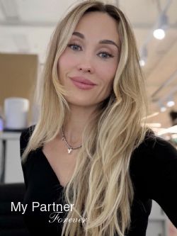 Belarusian Woman Looking for Men - Anna from Grodno, Belarus