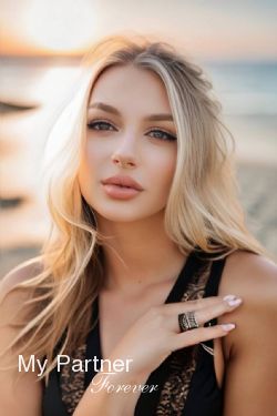 Dating Service to Meet Gorgeous Ukrainian Woman Zoriana from Nikolaev, Ukraine