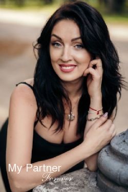 Pretty Ukrainian Bride Elena from Zaporozhye, Ukraine