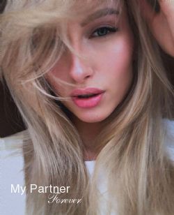Russian Woman for Marriage - Darya from Vladivostok, Russia