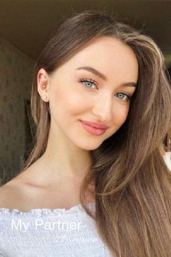 Stunning Lady from Ukraine - Nadezhda from Krivoj Rog, Ukraine