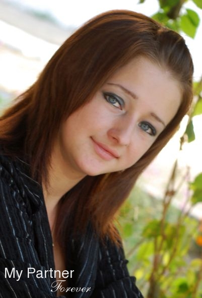 Dating Service to Meet Pretty Ukrainian Woman Nataliya from Melitopol, Ukraine
