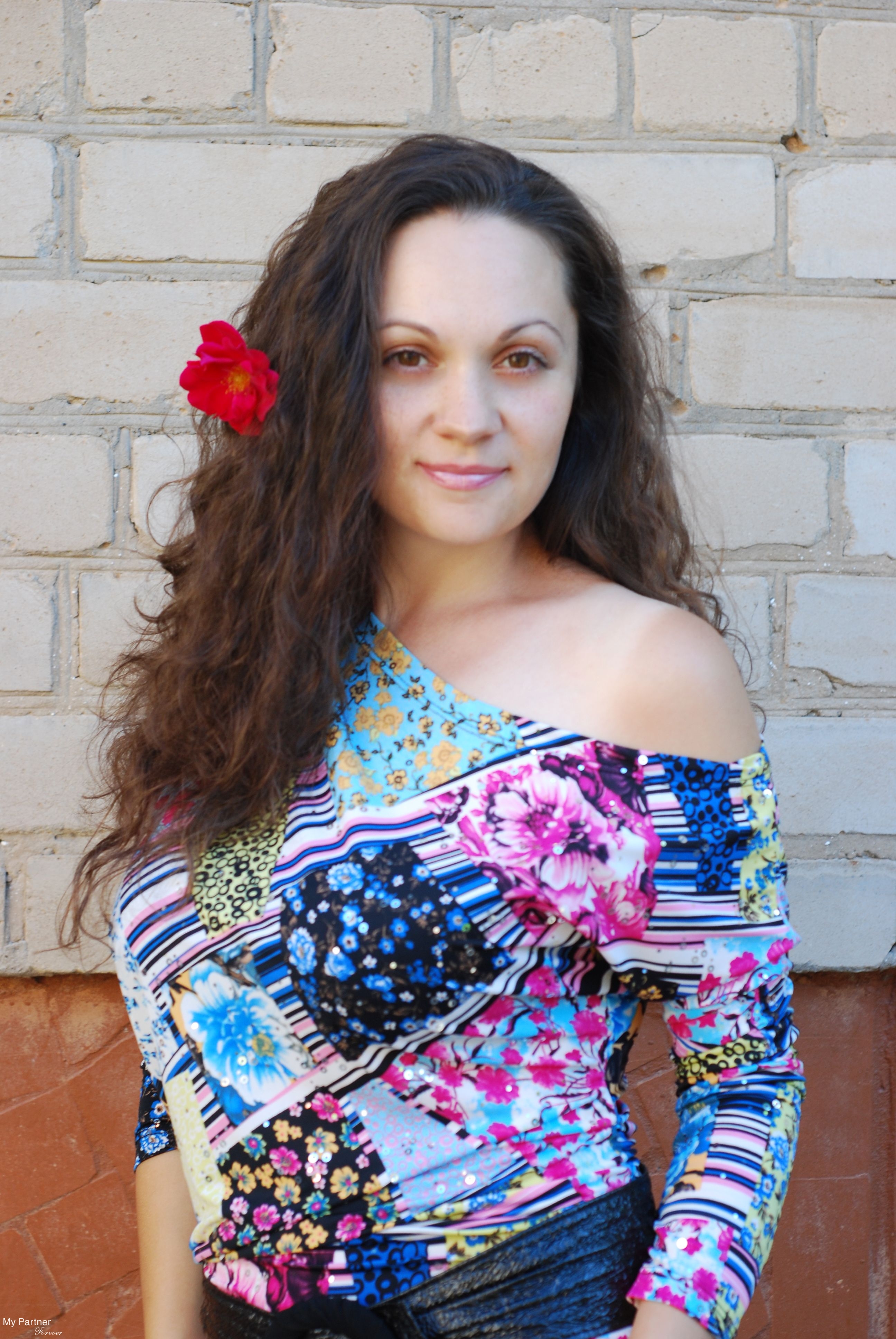 Dating Service to Meet Single Ukrainian Woman Svetlana from Melitopol, Ukraine