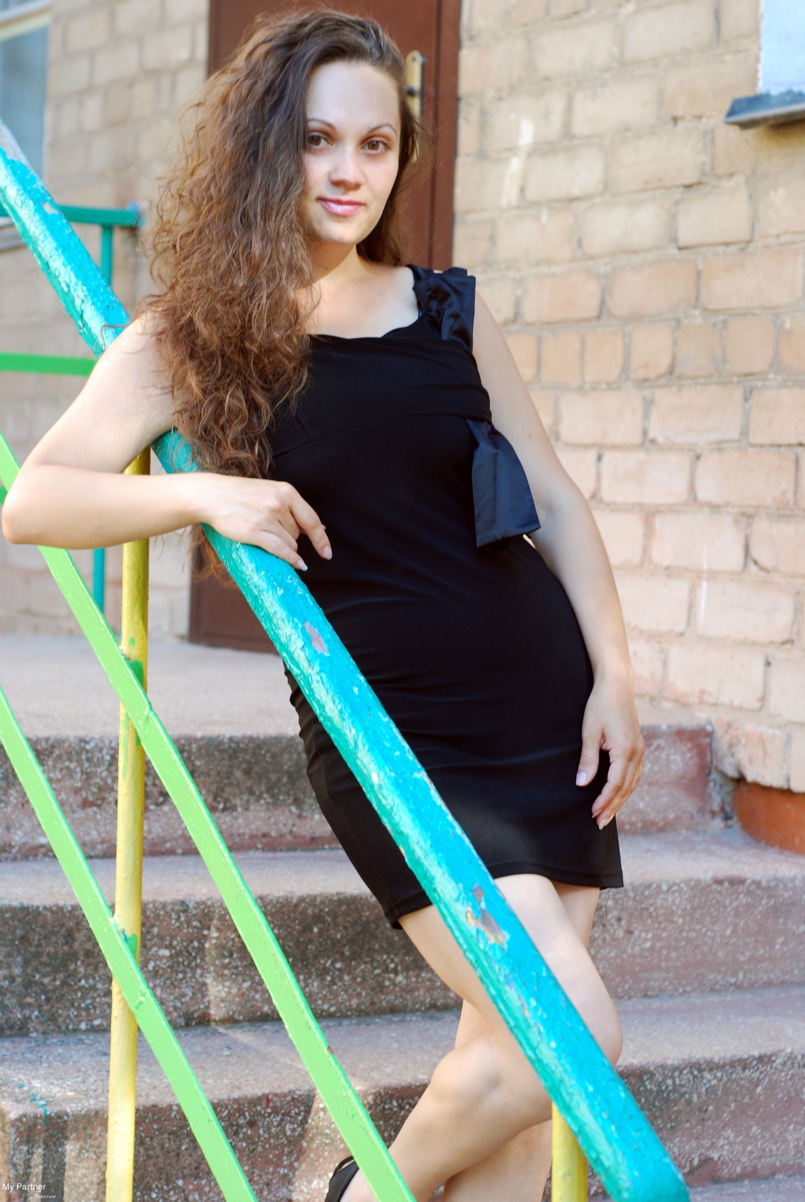 Dating Service to Meet Stunning Ukrainian Woman Svetlana from Melitopol, Ukraine