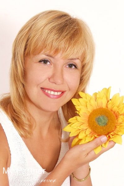 Dating Site to Meet Beautiful Ukrainian Woman Alla from Vinnitsa, Ukraine