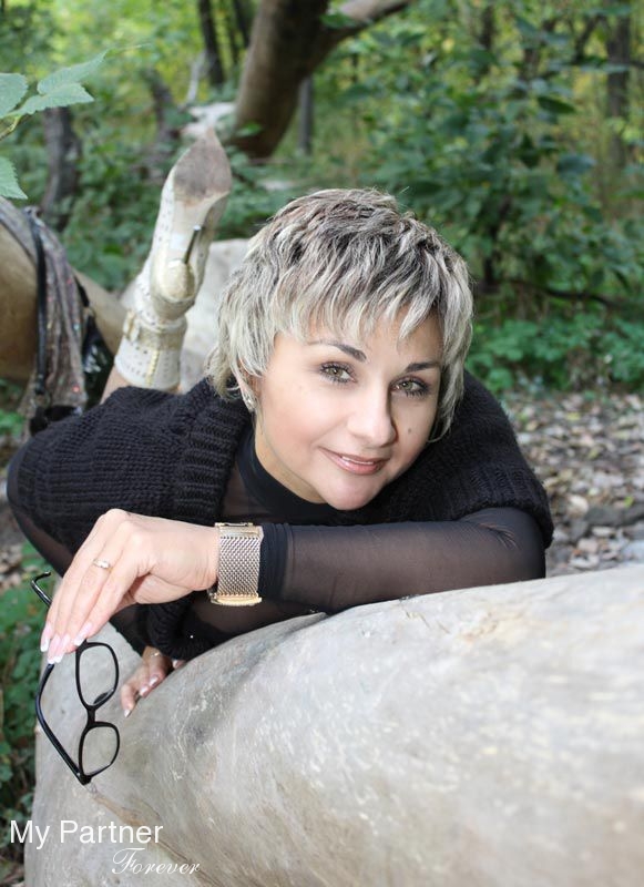 Dating Site to Meet Beautiful Ukrainian Woman Elena from Zaporozhye, Ukraine