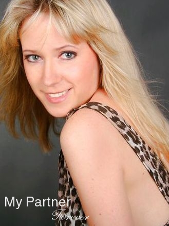 Dating Site to Meet Gorgeous Ukrainian Lady Marina from Sumy, Ukraine