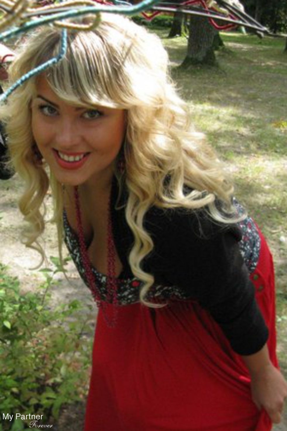 Dating Site to Meet Pretty Ukrainian Woman Lyudmila from Vinnitsa, Ukraine