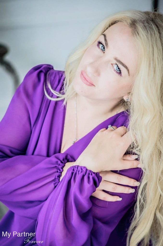 Dating Site to Meet Stunning Ukrainian Girl Lyudmila from Vinnitsa, Ukraine