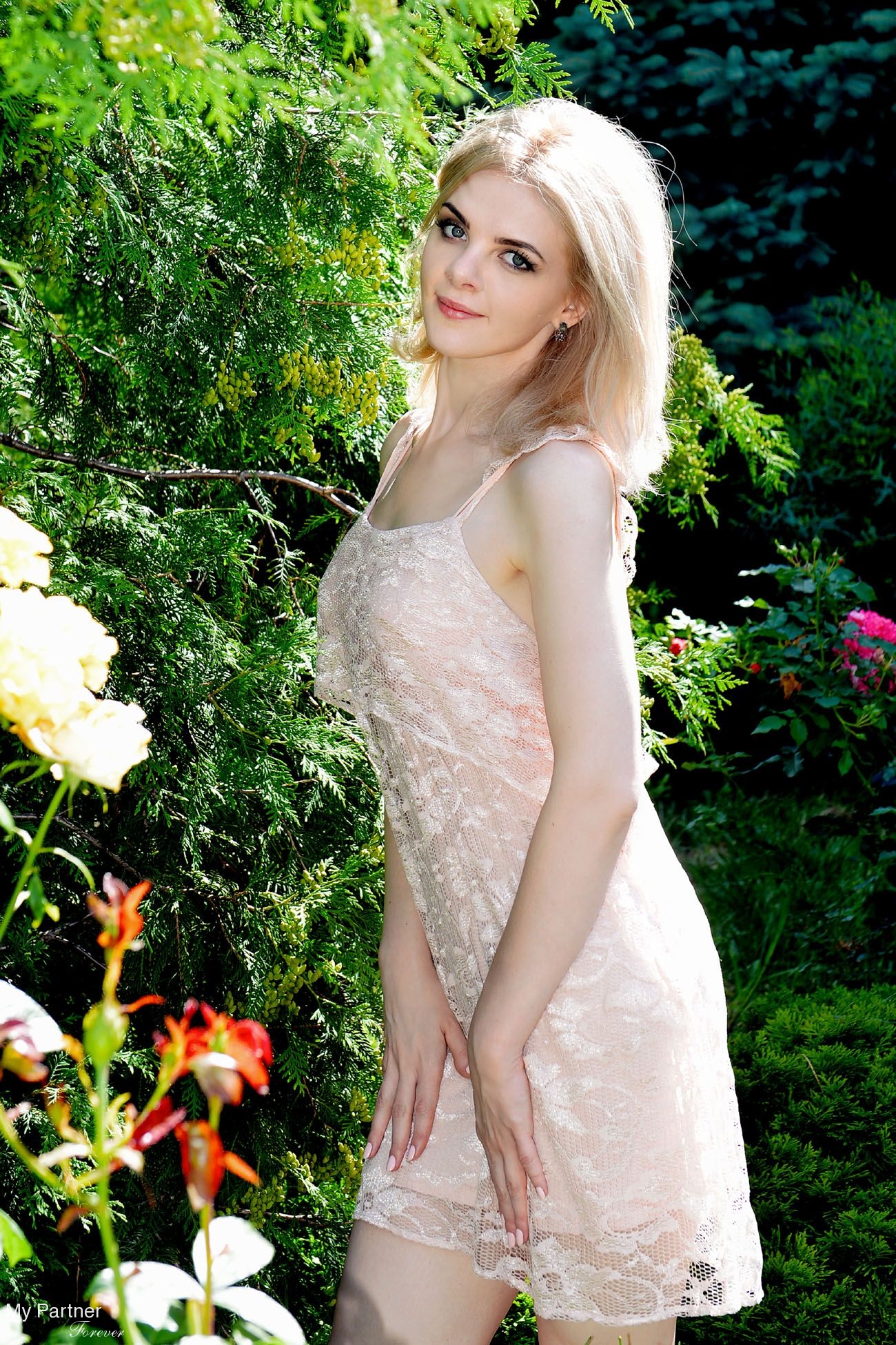 Dating with Charming Ukrainian Lady Tina from Kharkov, Ukraine