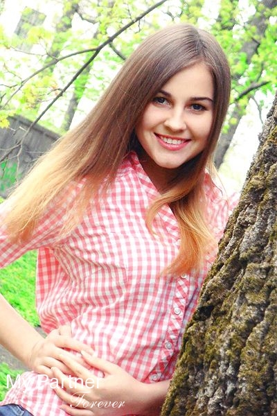 Dating with Sexy Ukrainian Lady Tatiyana from Sumy, Ukraine