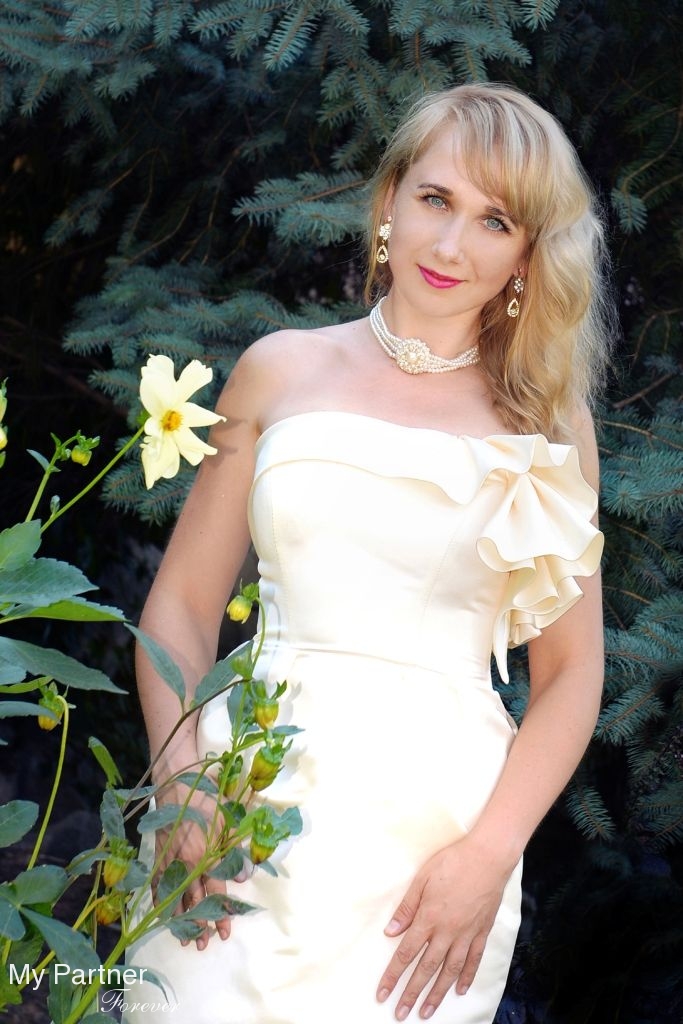 Dating with Single Ukrainian Girl Irina from Kharkov, Ukraine