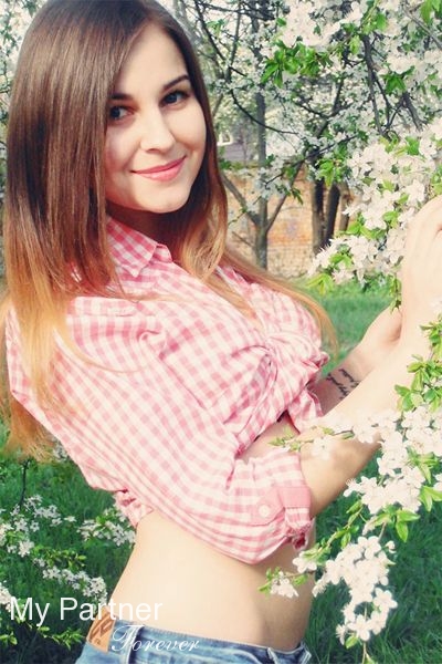 Datingsite to Meet Beautiful Ukrainian Lady Tatiyana from Sumy, Ukraine