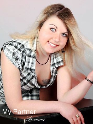 Datingsite to Meet Single Ukrainian Lady Marina from Sumy, Ukraine