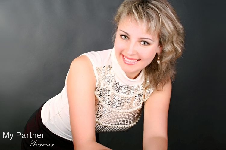 International Marriage Agency Service to Meet Nataliya from Sumy, Ukraine