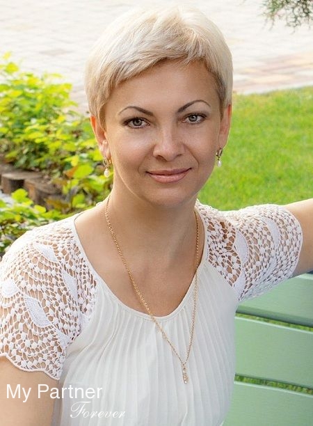 Matchmaking Service to Meet Valentina from Kharkov, Ukraine