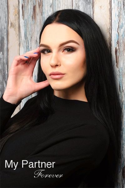 Charming Ukrainian Lady Violetta from Sumy, Ukraine