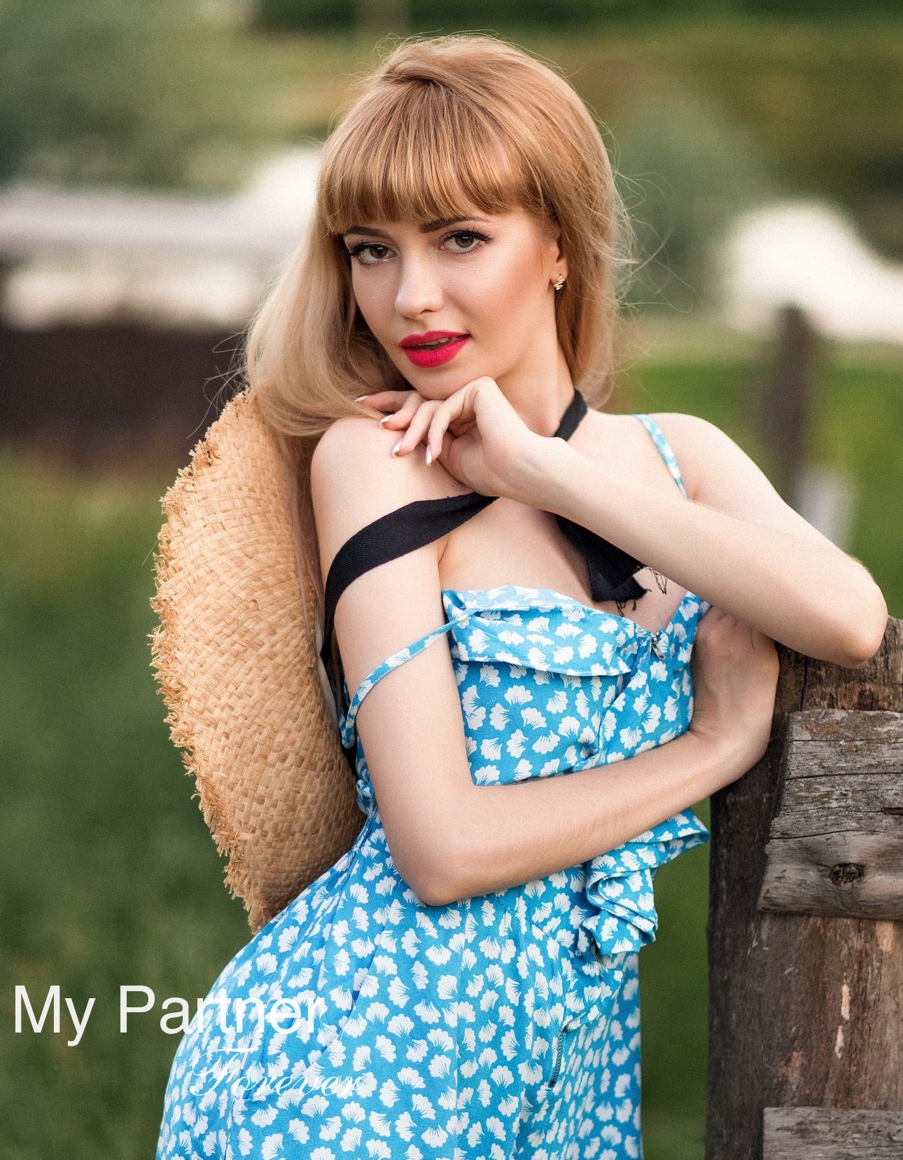 Charming Ukrainian Woman Tatiyana from Poltava, Ukraine