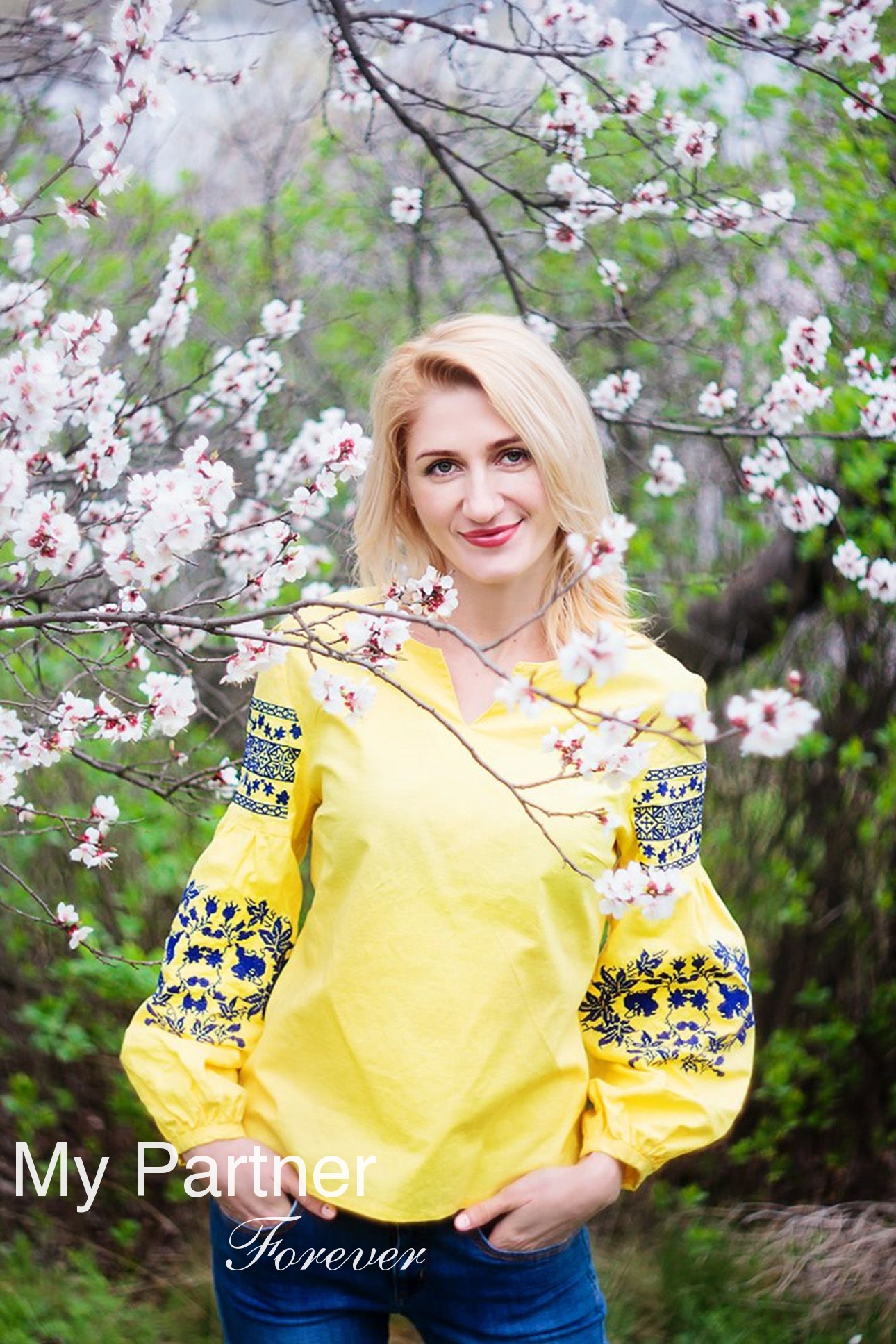 Dating Service to Meet Beautiful Ukrainian Lady Elena from Zaporozhye, Ukraine