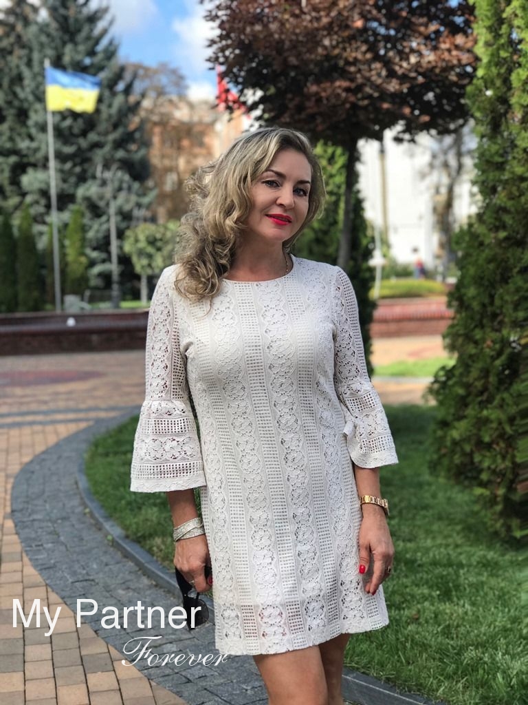 Dating Service to Meet Charming Ukrainian Girl Nataliya from Vinnitsa, Ukraine