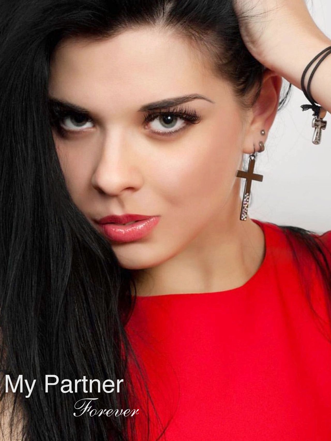 Dating Service to Meet Pretty Ukrainian Girl Valentina from Zaporozhye, Ukraine