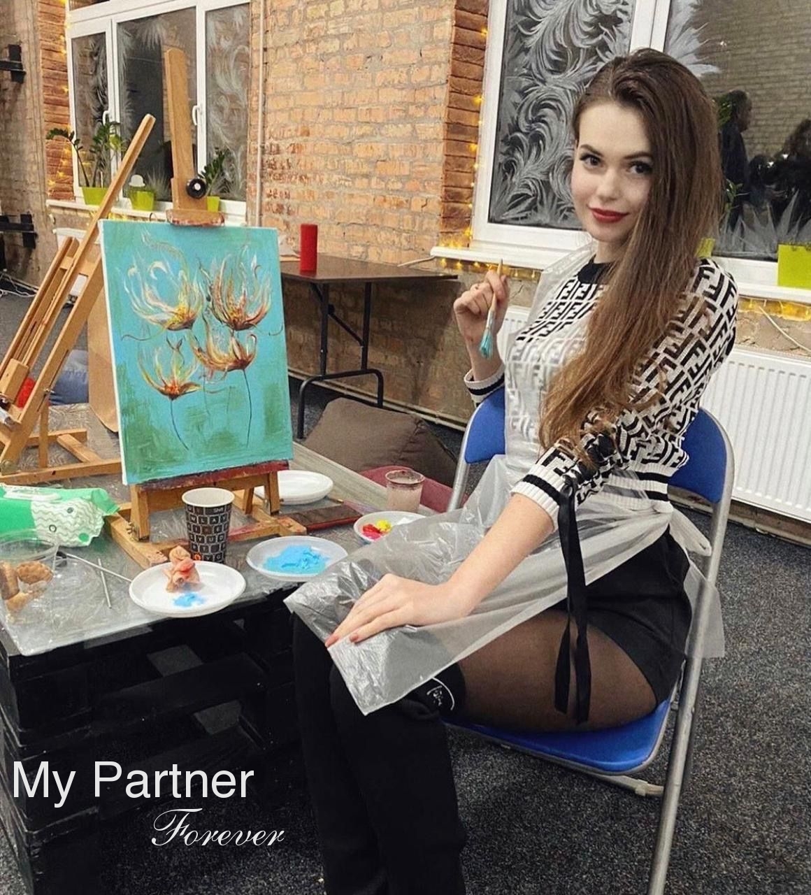 Dating Service to Meet Pretty Ukrainian Lady Inessa from Vinnitsa, Ukraine