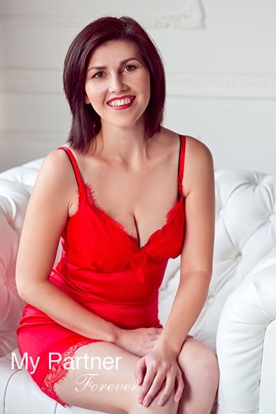 Dating Service to Meet Pretty Ukrainian Woman Guzel from Zaporozhye, Ukraine