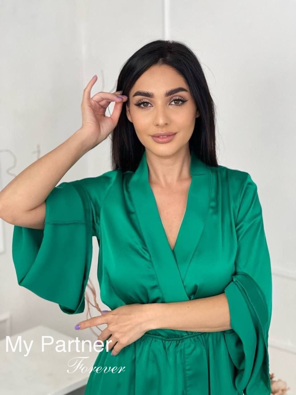 Dating Service to Meet Sexy Ukrainian Girl Alina from Odessa, Ukraine