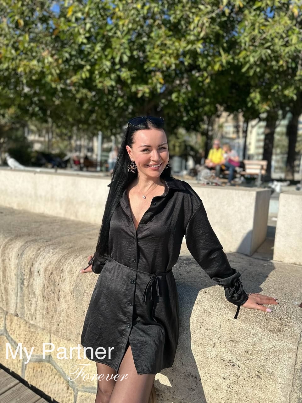 Dating Service to Meet Sexy Ukrainian Woman Elena from Kherson, Ukraine