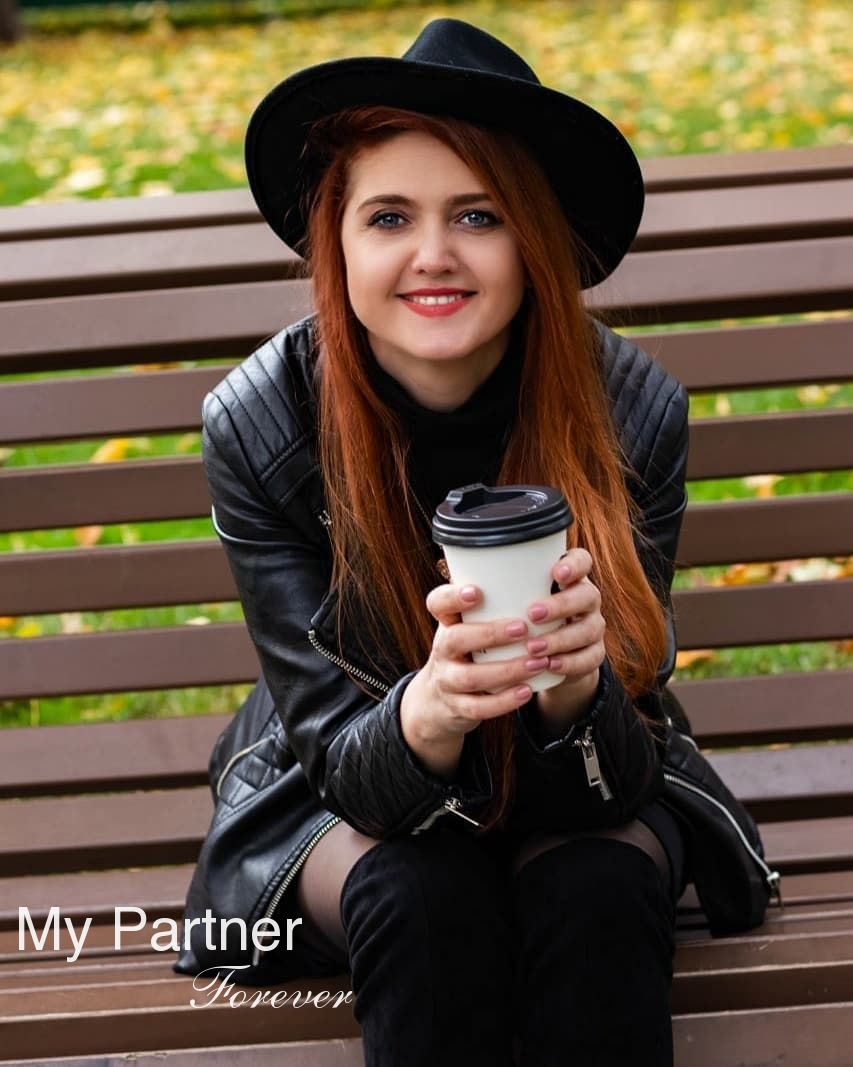 Dating Service to Meet Single Ukrainian Girl Olesya from Kharkov, Ukraine
