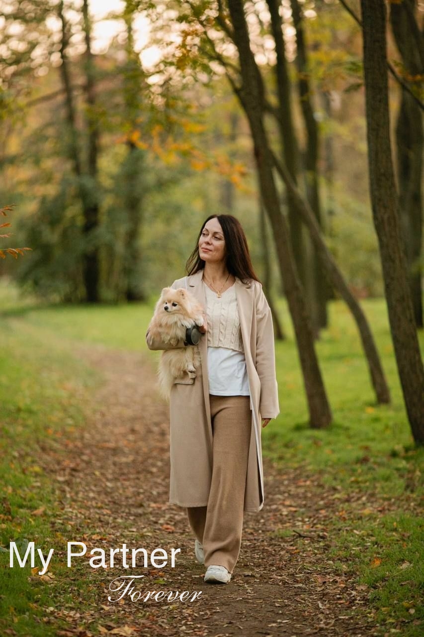 Dating Service to Meet Stunning Ukrainian Girl Nataliya from Odessa, Ukraine