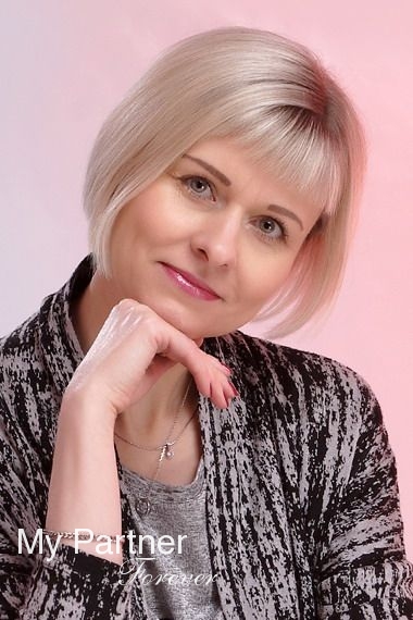 Dating Site to Meet Charming Belarusian Woman Viktoriya from Grodno, Belarus