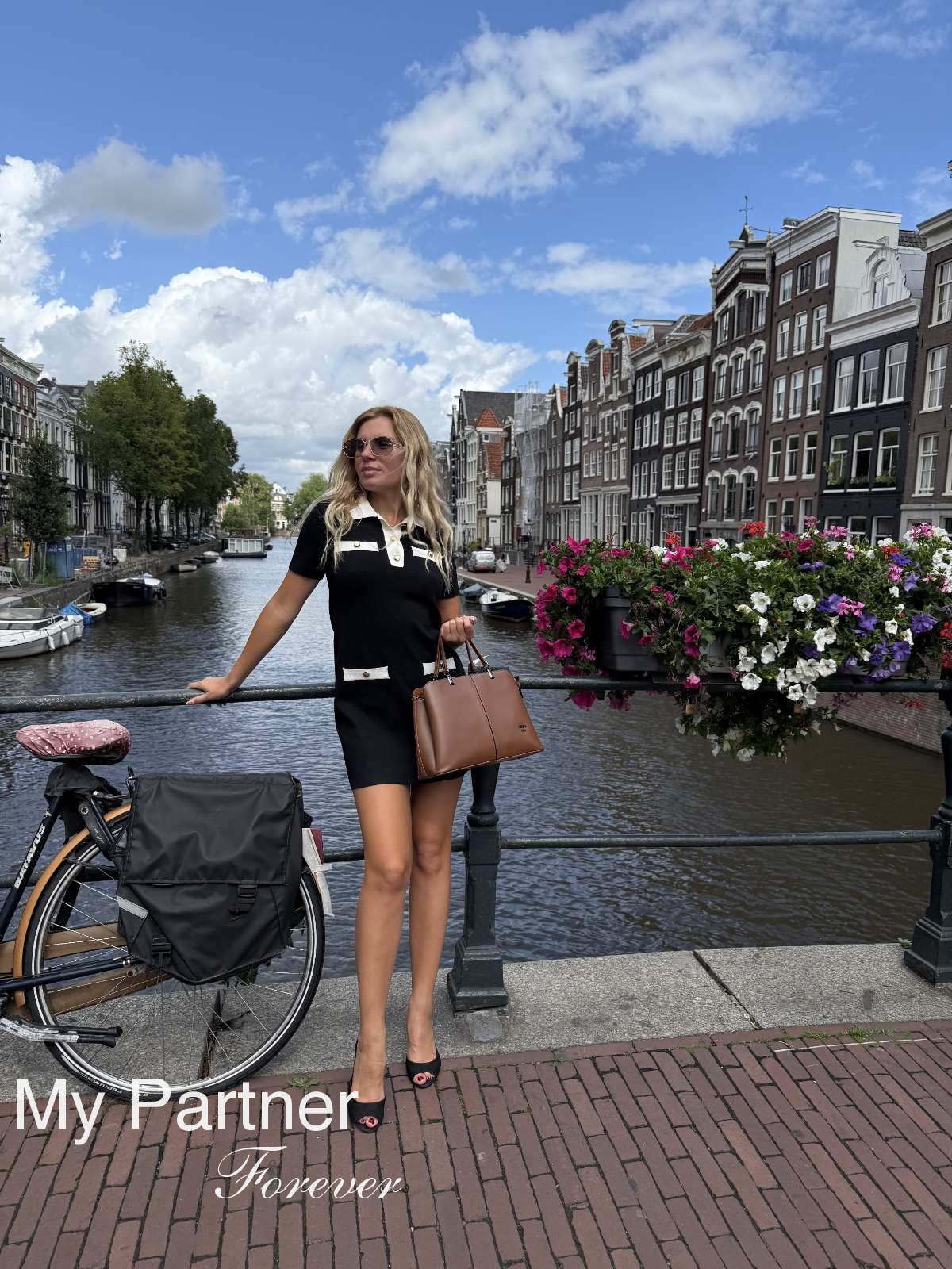 Dating Site to Meet Charming Ukrainian Girl Yuliya from Kharkov, Ukraine