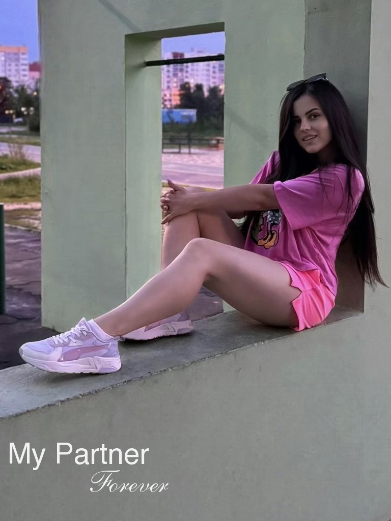 Dating Site to Meet Gorgeous Belarusian Girl Viktoriya from Gomel, Belarus