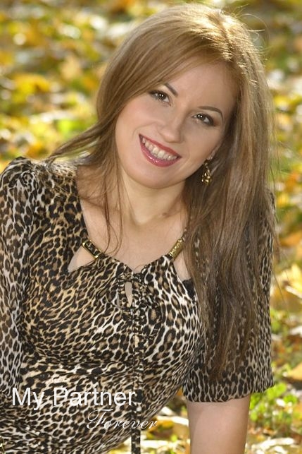 Dating Site to Meet Gorgeous Ukrainian Girl Lyudmila from Poltava, Ukraine