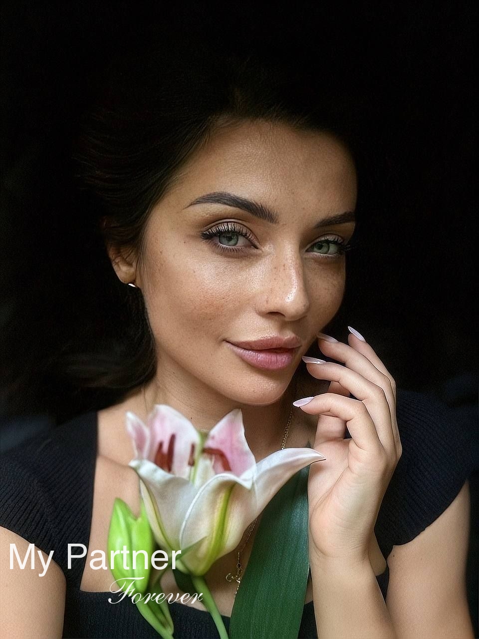 Dating Site to Meet Pretty Ukrainian Woman Elena from Kharkov, Ukraine