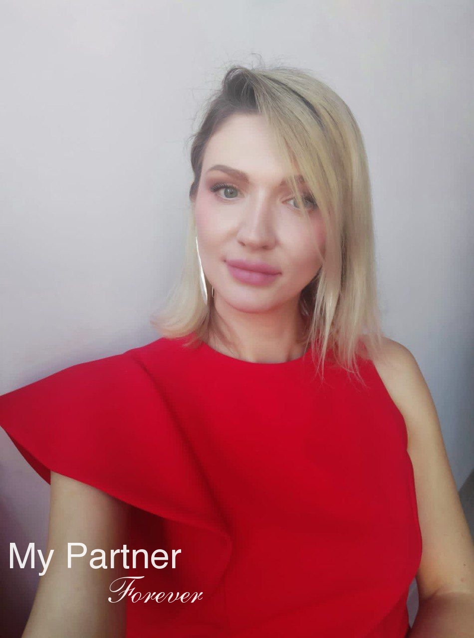 Dating Site to Meet Sexy Ukrainian Girl Anastasiya from Kiev, Ukraine