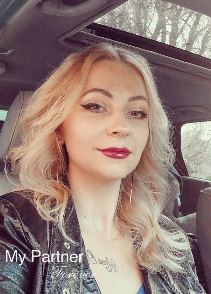 Dating Site to Meet Single Ukrainian Lady Marina from Kharkov, Ukraine