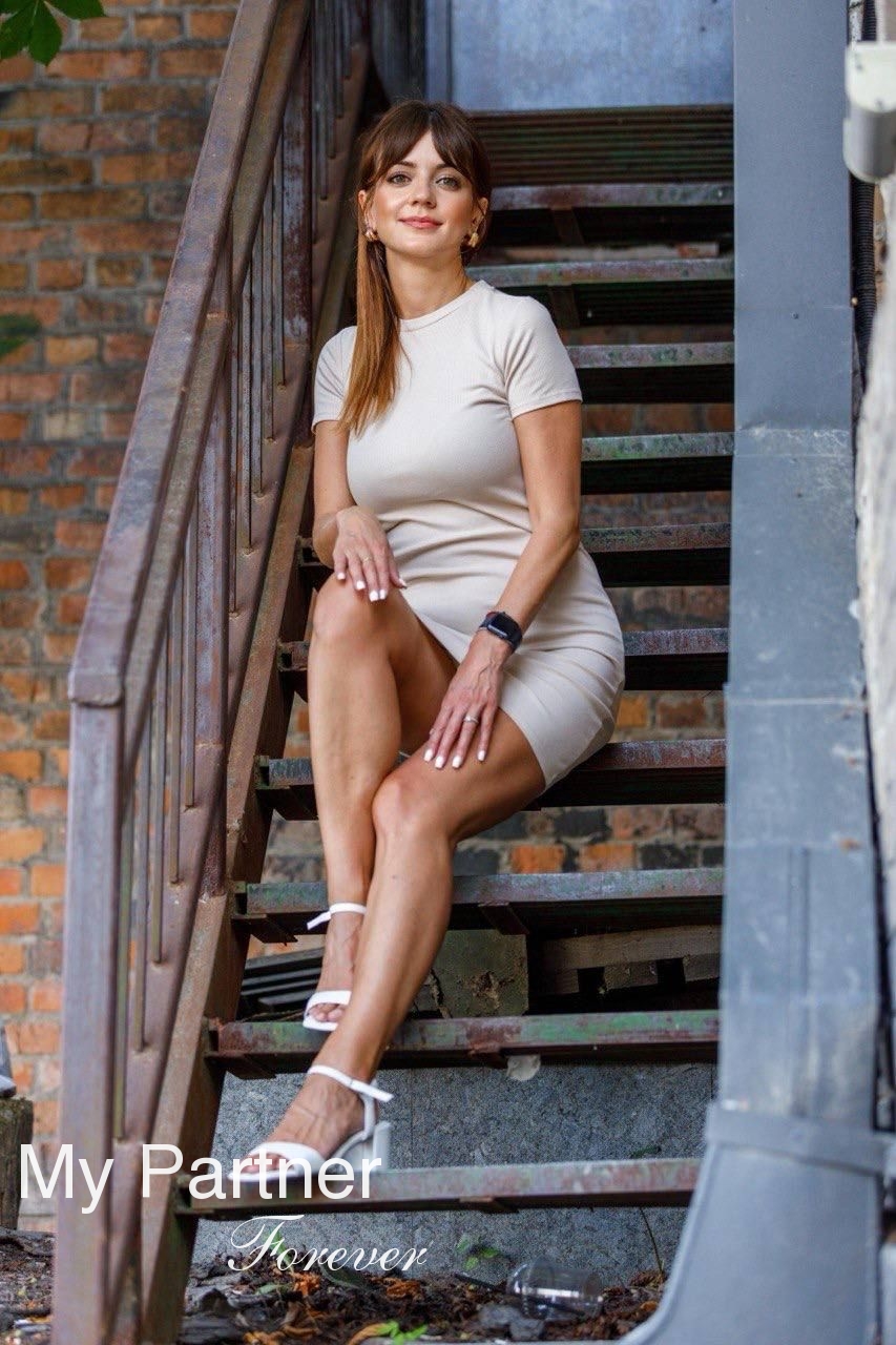 Dating Site to Meet Single Ukrainian Woman Anna from Kiev, Ukraine