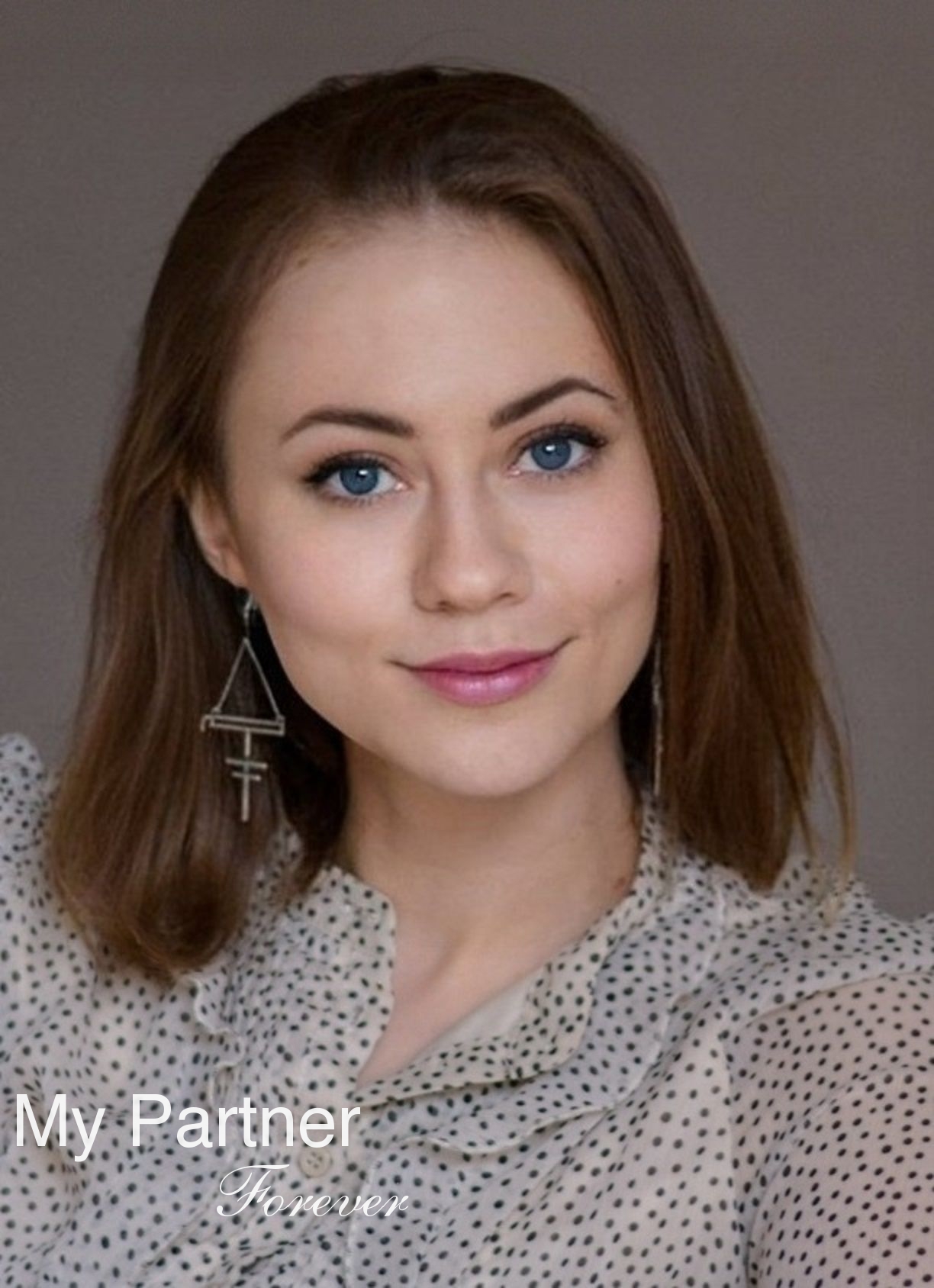 Dating Site to Meet Stunning Russian Lady Yuliya from Almaty, Kazakhstan