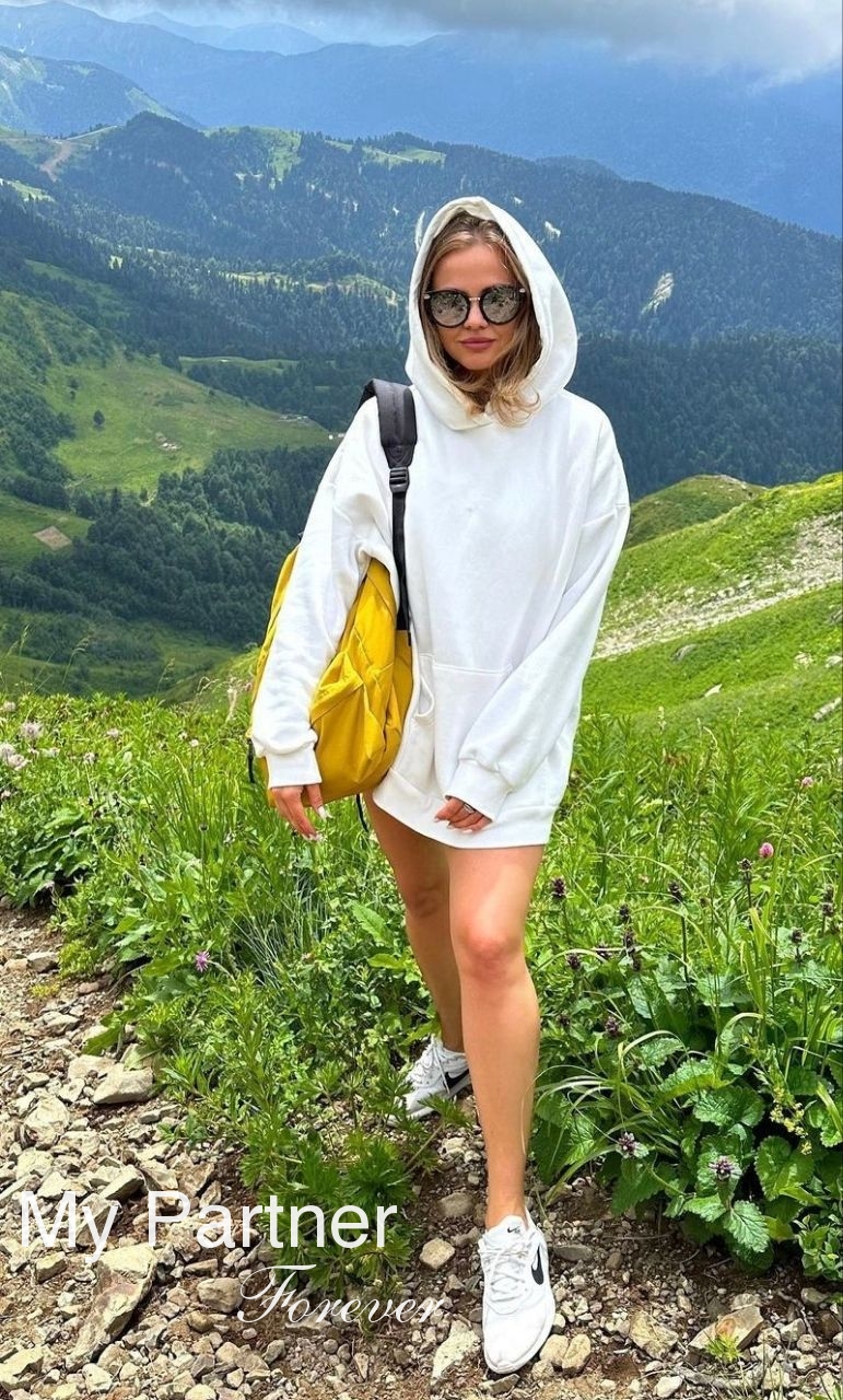 Dating Site to Meet Stunning Russian Woman Tatyana from Almaty, Kazakhstan