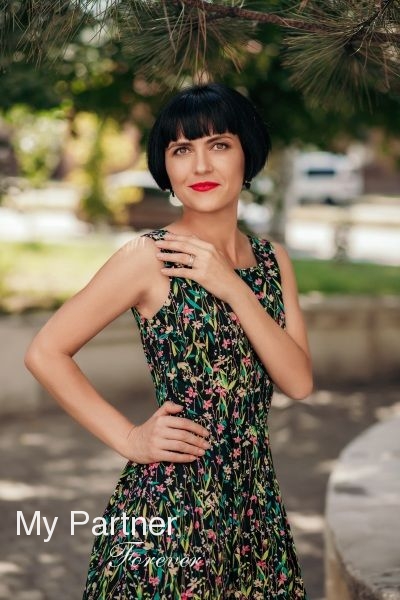 Dating Site to Meet Stunning Ukrainian Girl Irina from Zaporozhye, Ukraine