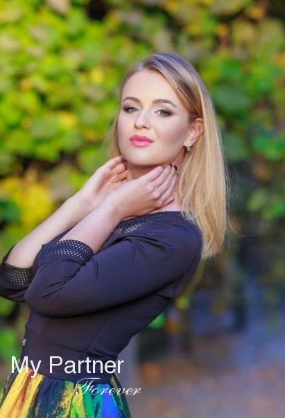 Dating Site to Meet Stunning Ukrainian Lady Elizaveta from Zaporozhye, Ukraine