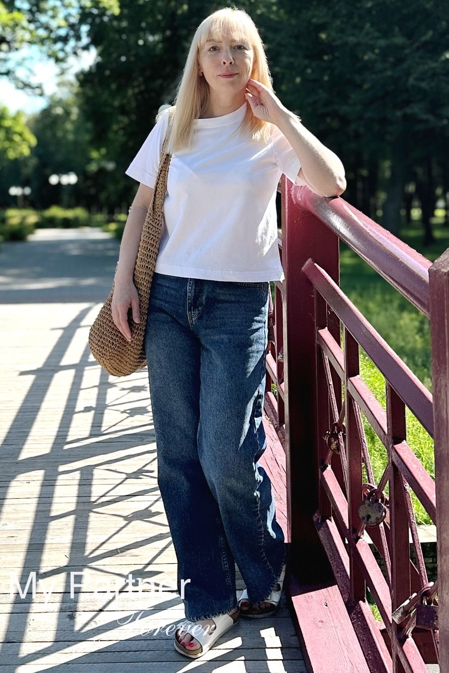 Dating with Beautiful Belarusian Woman Nadezhda from Lida, Belarus