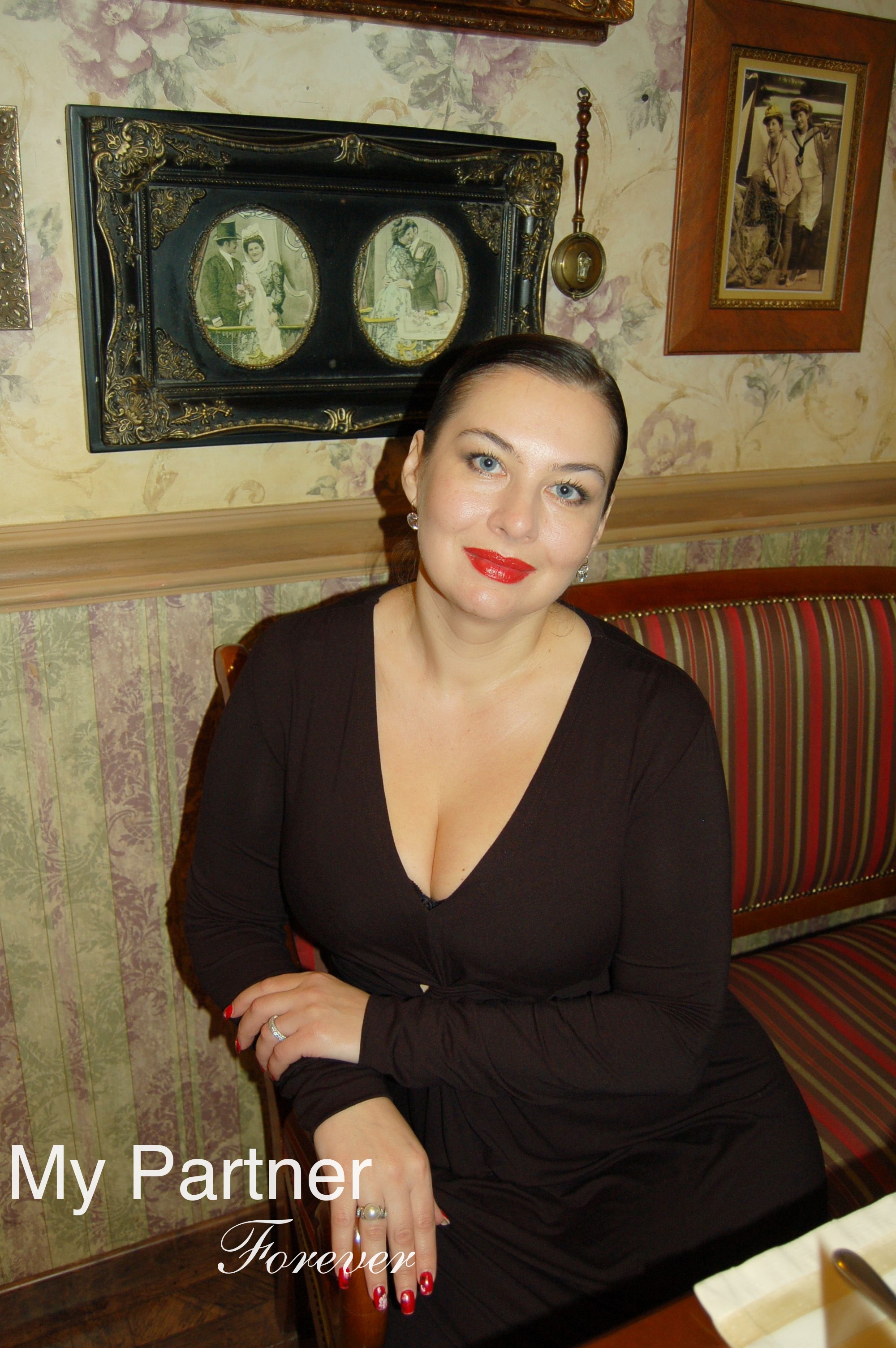 Dating with Beautiful Ukrainian Lady Yuliya from Odessa, Ukraine