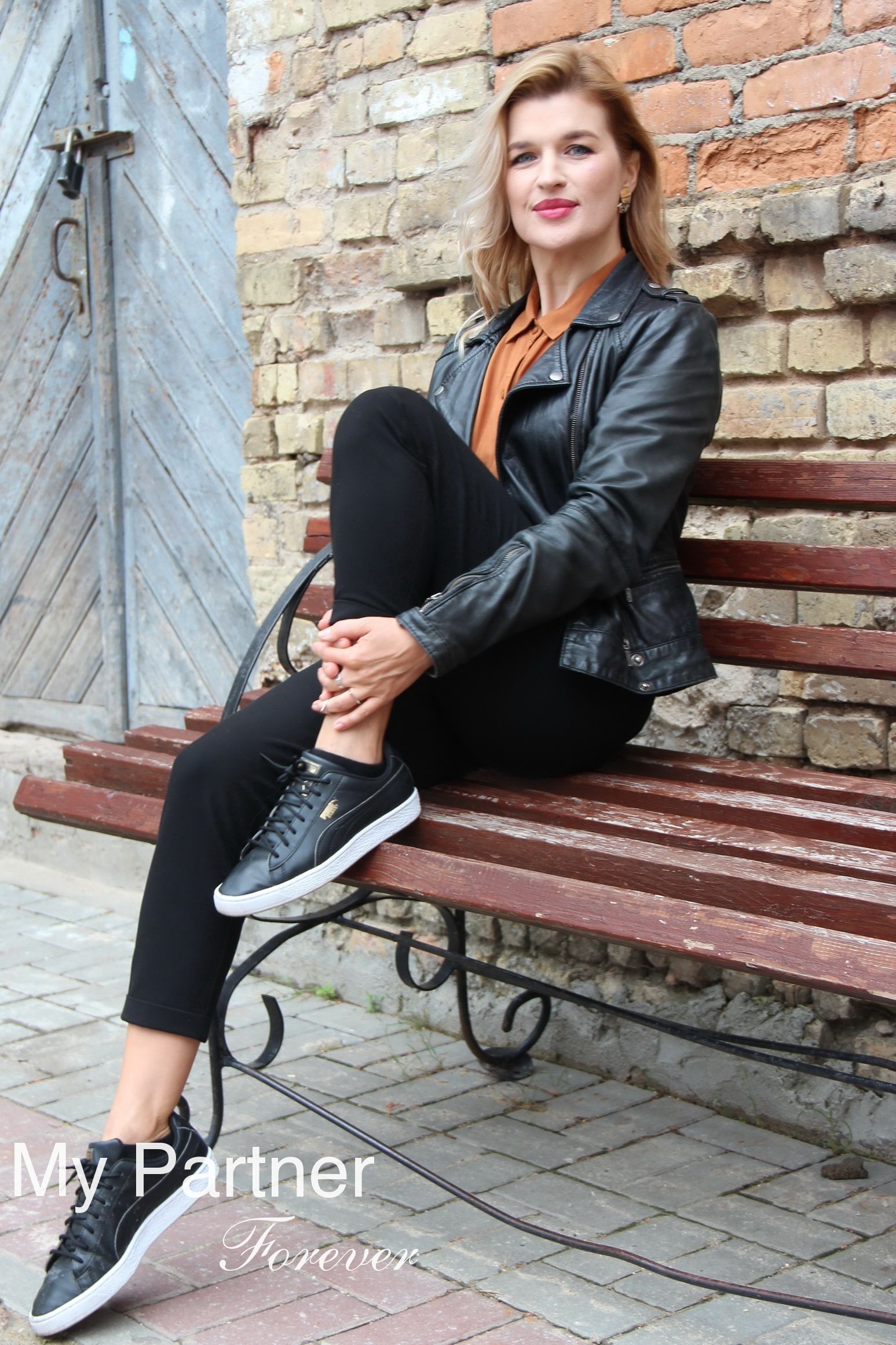 Dating with Belarusian Woman Zhanna from Grodno, Belarus